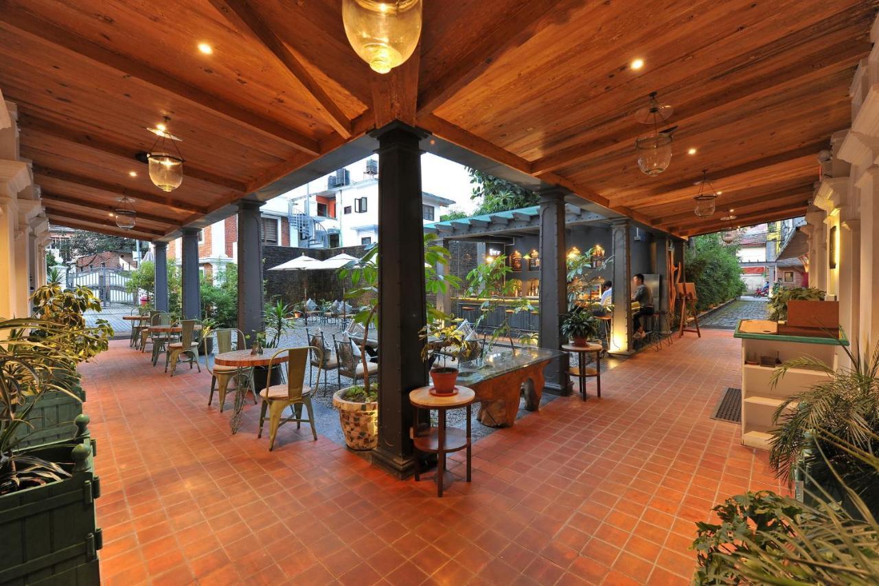 Seto Ghar Hotel Kathmandu Esterno foto