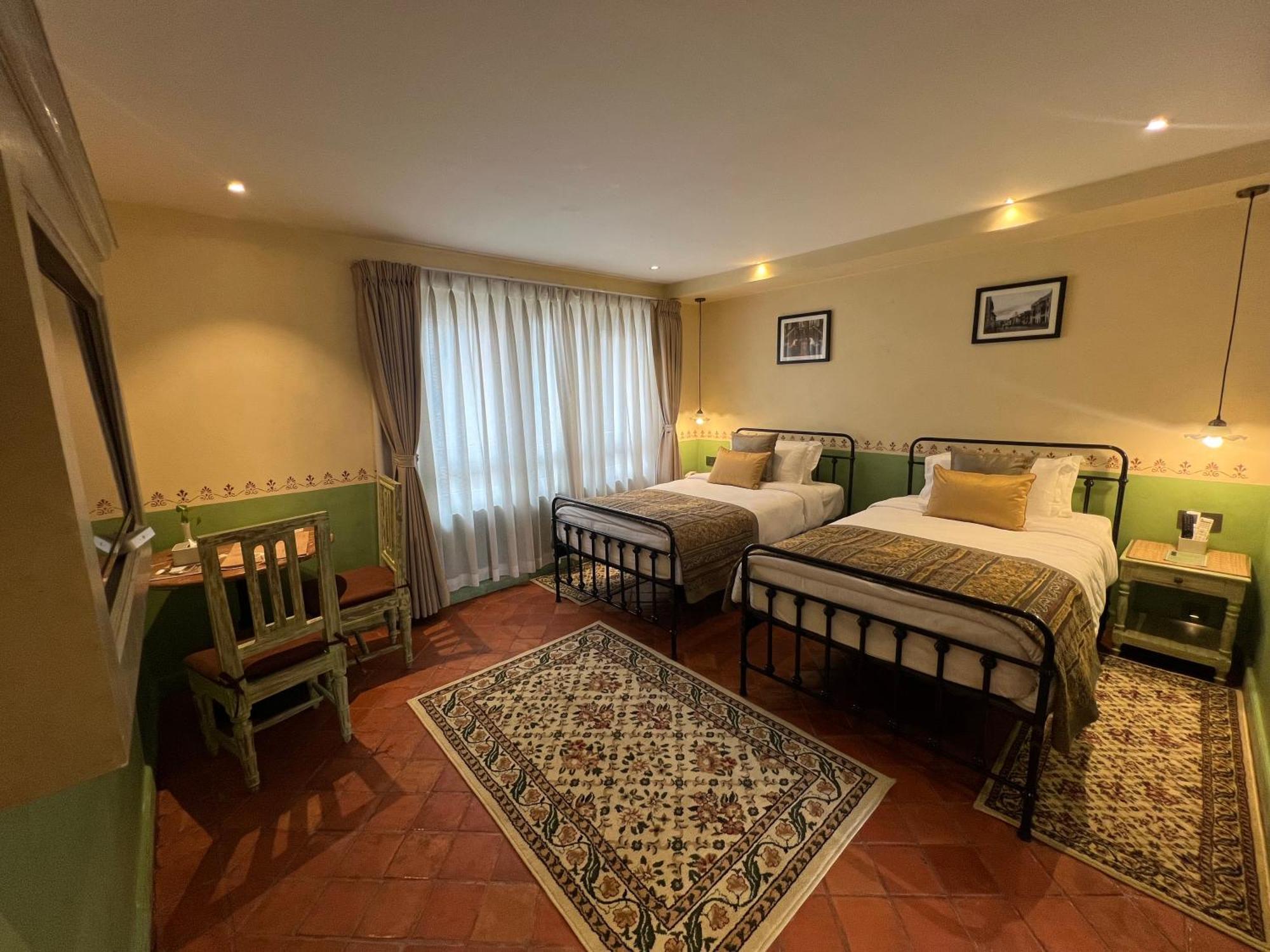Seto Ghar Hotel Kathmandu Esterno foto